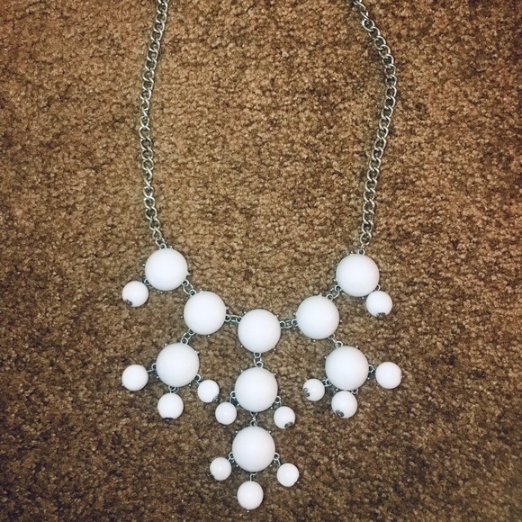 Beaded Necklace - Picture 2 of 4